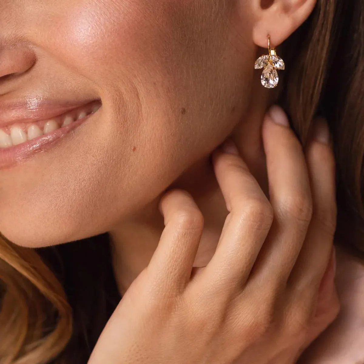 Petite Timo earrings gold, crystal