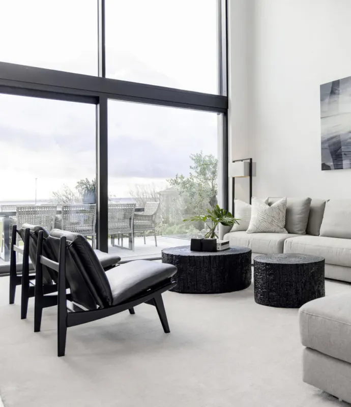 TIMBER sofabord Svart