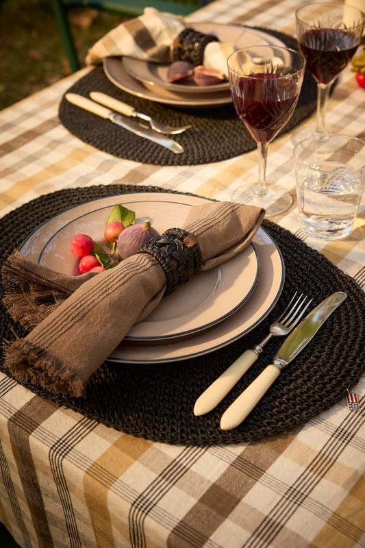 Black rattan napkin ring