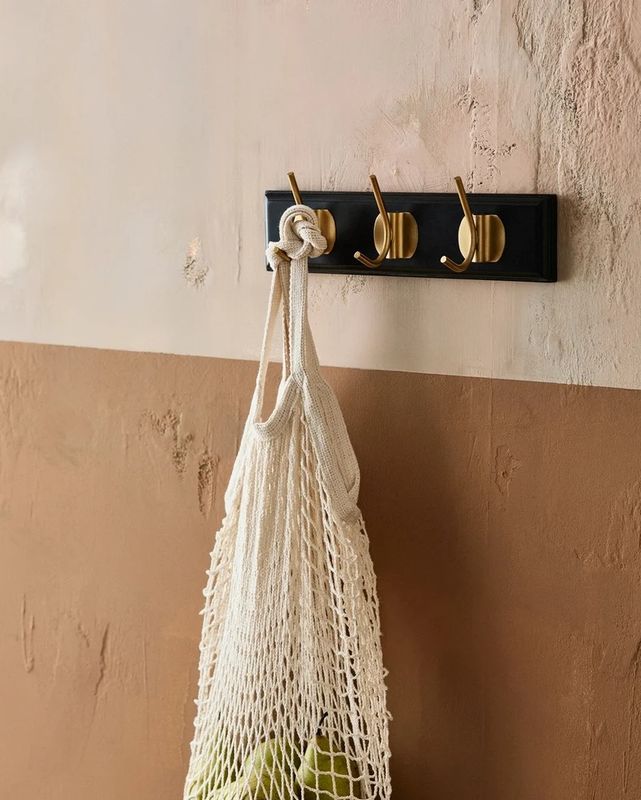 EDGY coat rack, 3 hooks - black/messing