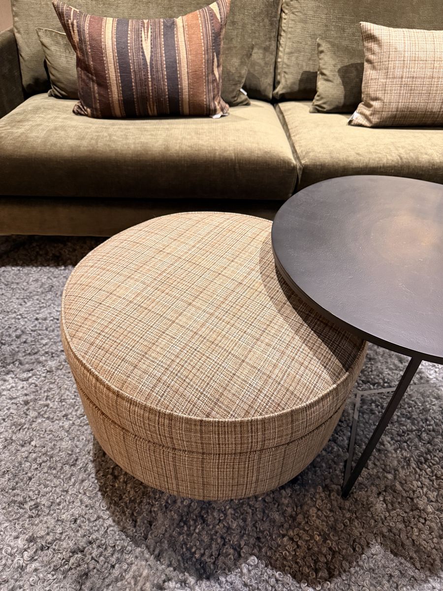 Djursholm puff, moon gordale millstone