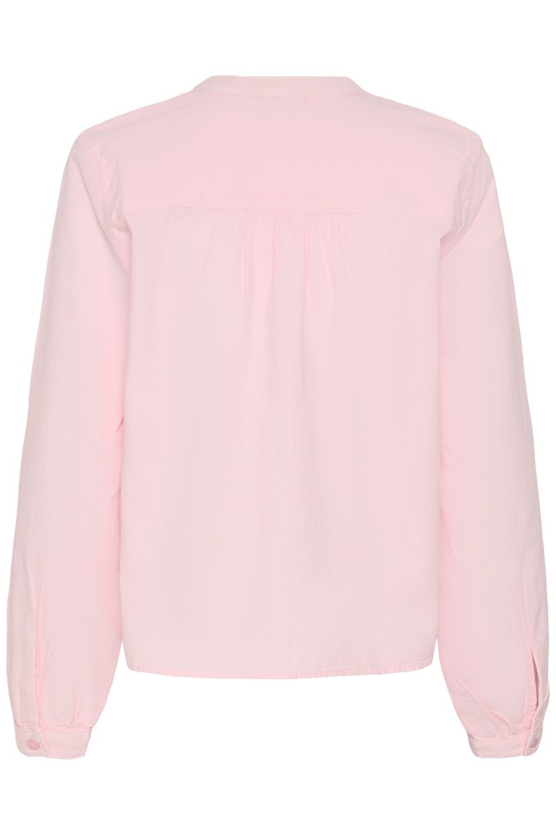 KAnaya shirt, ballerina