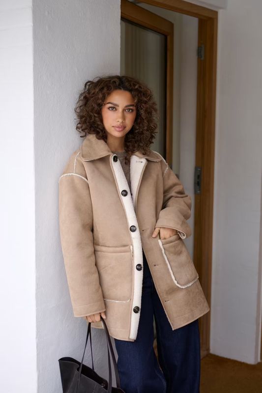 KAlinn reversible teddy jacket, whisper white/desert taupe